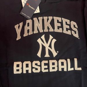 Brand New! Fanatics Yankee baseball sweatshirt 2x